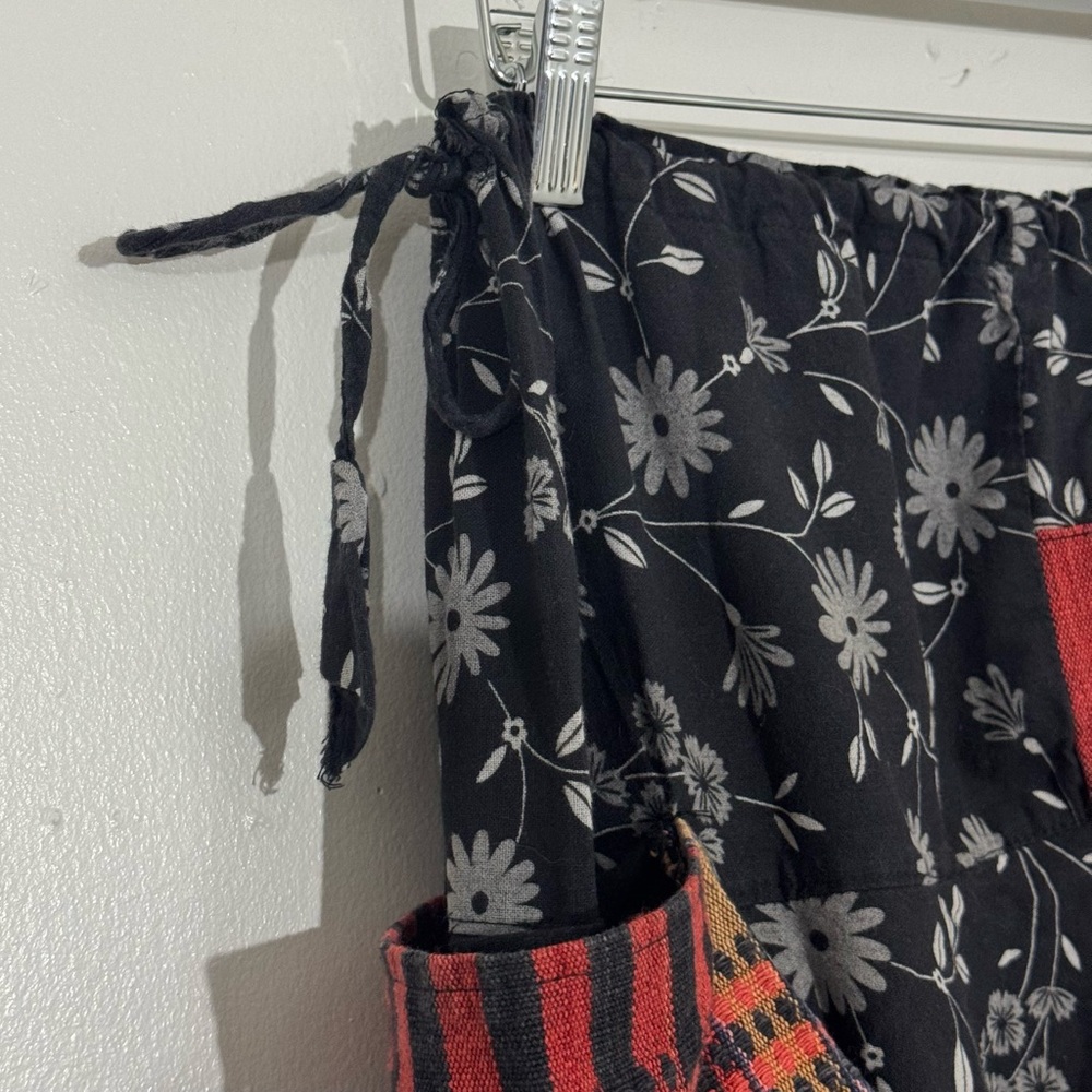 Harem Drop Crotch Thai Pants Black Floral Size Medium Gypsy Hippie Aladdin Hmong - Picture 6 of 11